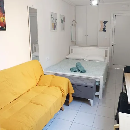 Apartment Small In Center For Up To 4 Persons *