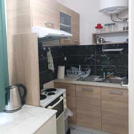 Small In Center For Up To 4 Persons Rethymno